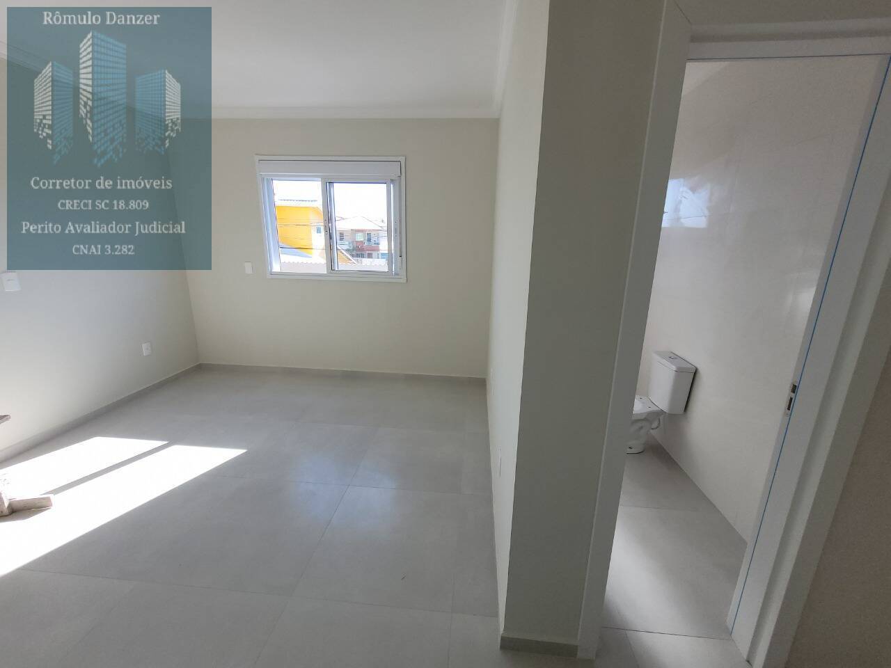 Casa à venda com 3 quartos, 120m² - Foto 11