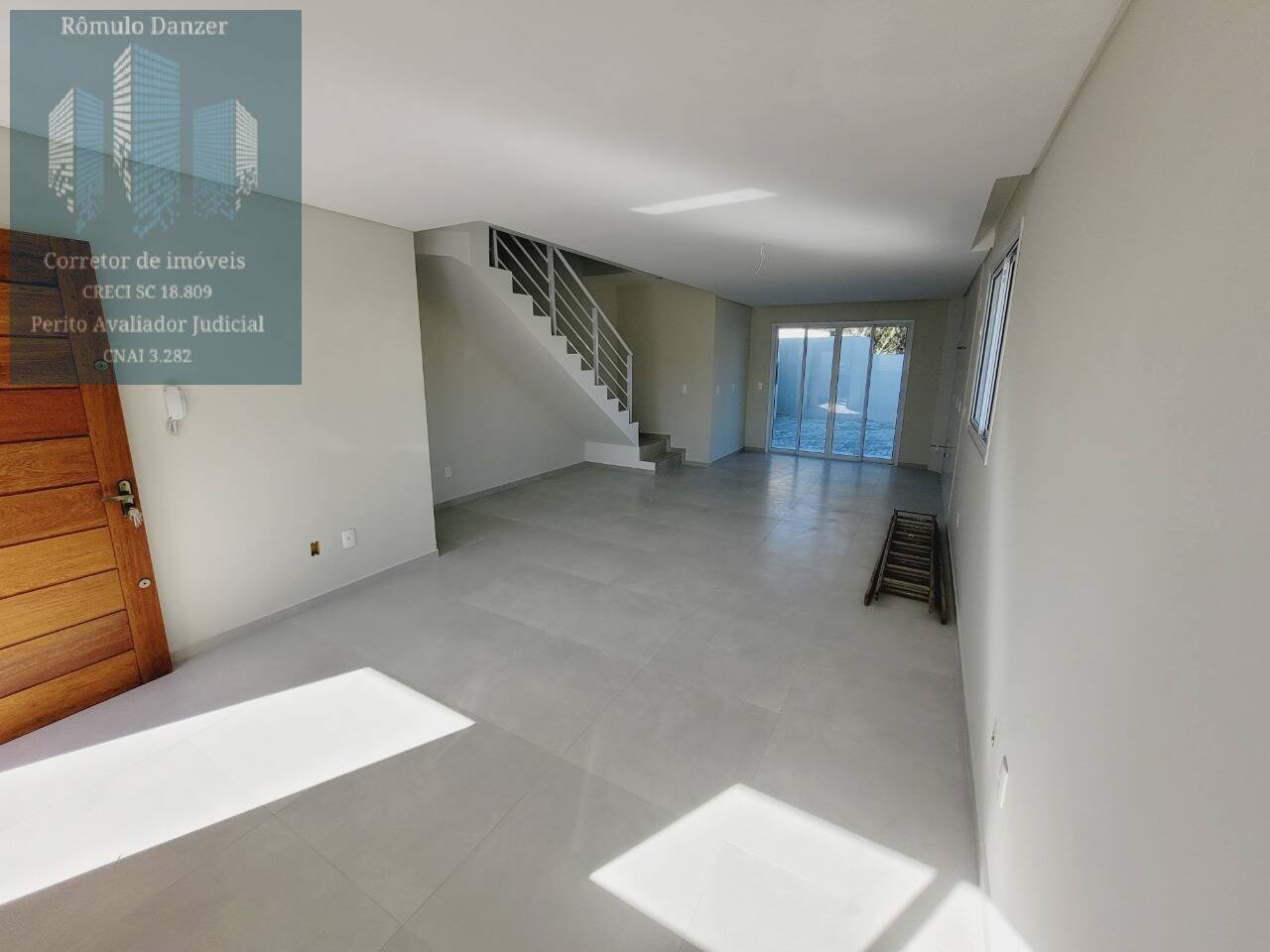 Casa à venda com 3 quartos, 120m² - Foto 28