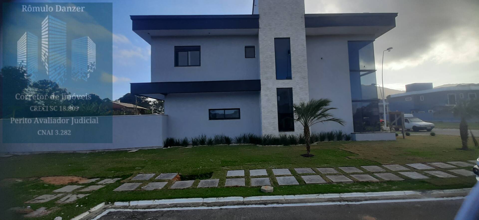 Casa à venda com 4 quartos, 255m² - Foto 7