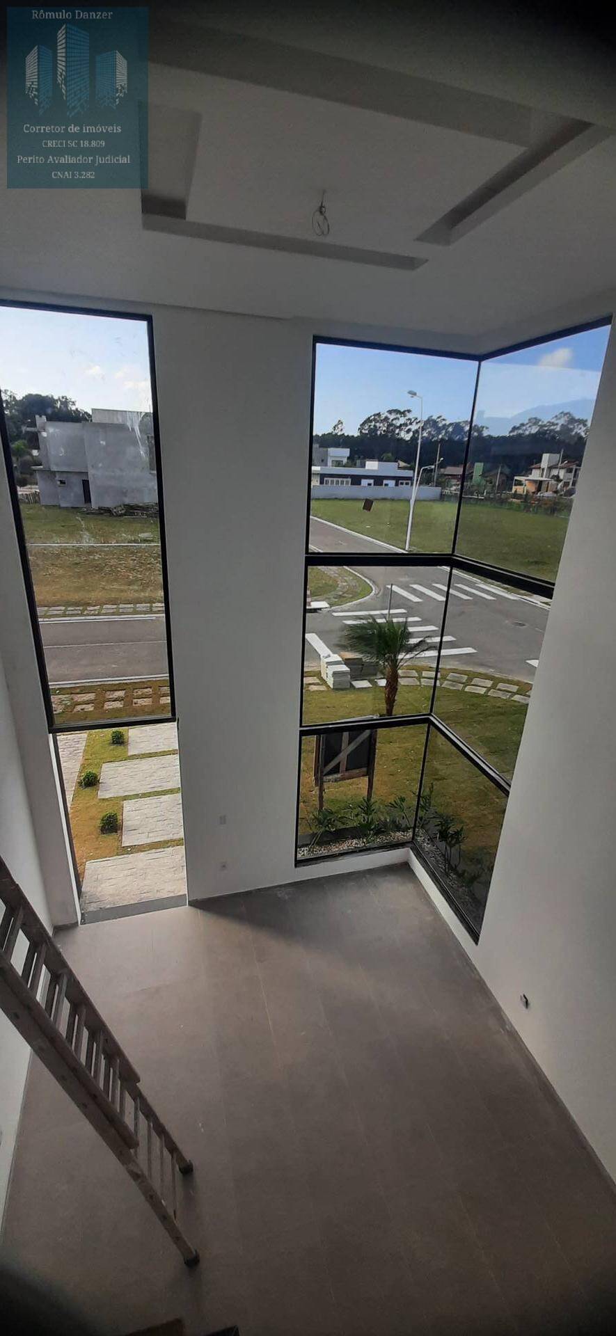 Casa à venda com 4 quartos, 255m² - Foto 8