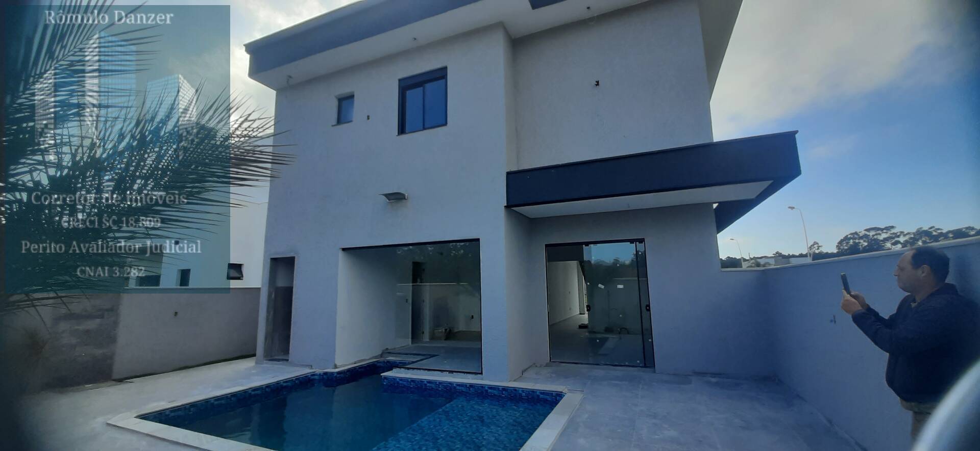 Casa à venda com 4 quartos, 255m² - Foto 11