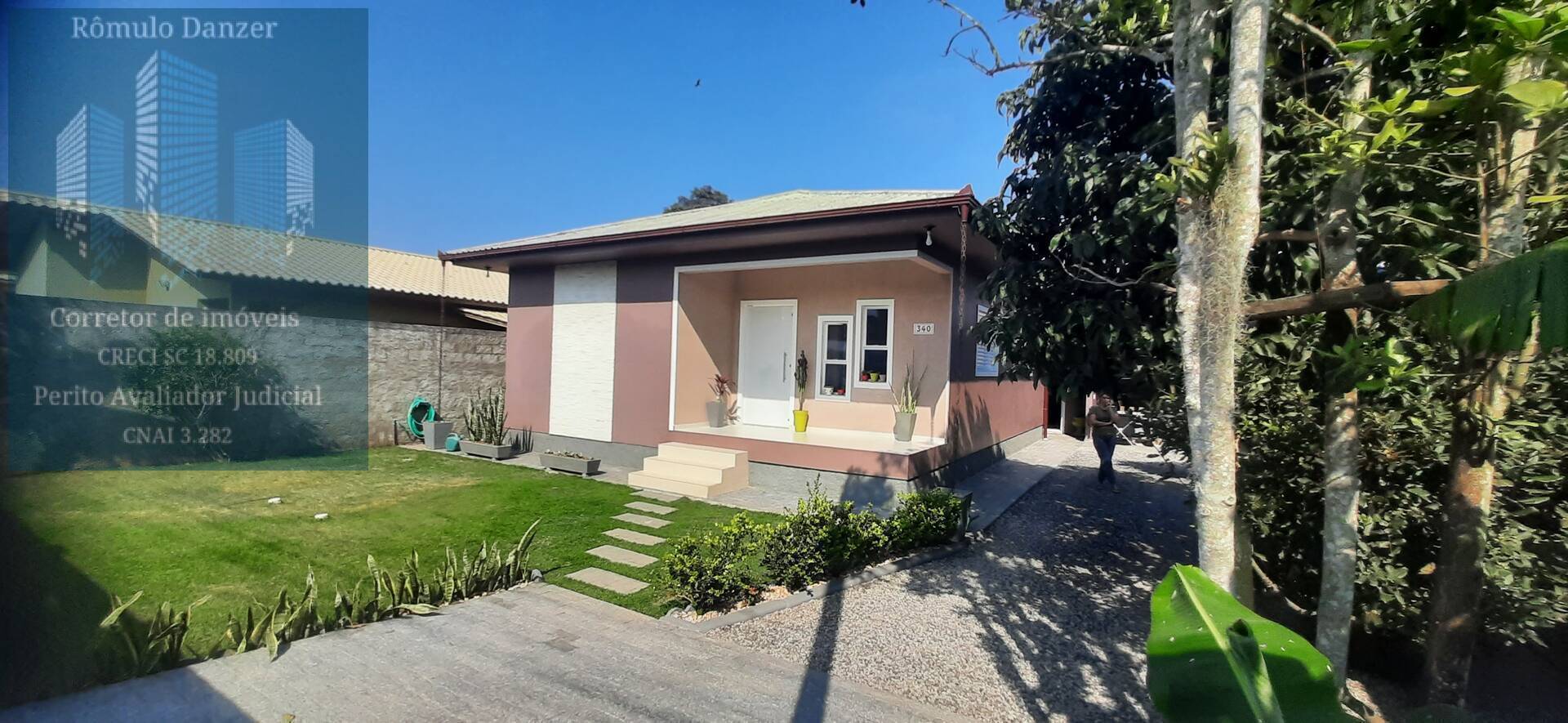 Casa à venda com 2 quartos, 80m² - Foto 1