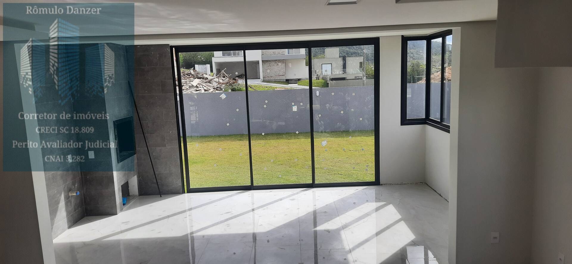 Casa à venda com 4 quartos, 257m² - Foto 14