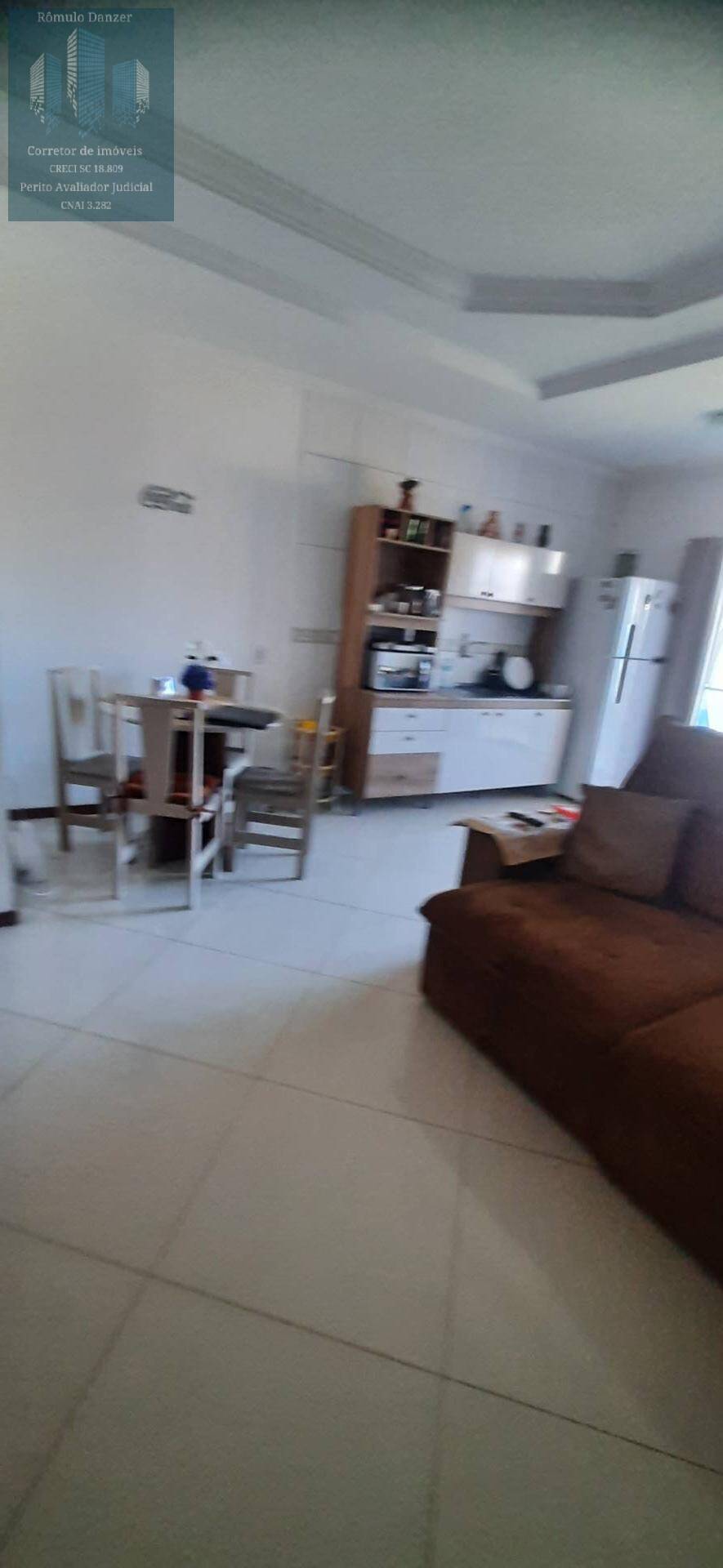 Apartamento à venda com 2 quartos, 62m² - Foto 4