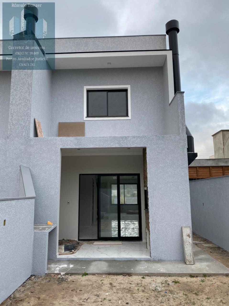 Casa à venda com 2 quartos, 120m² - Foto 11