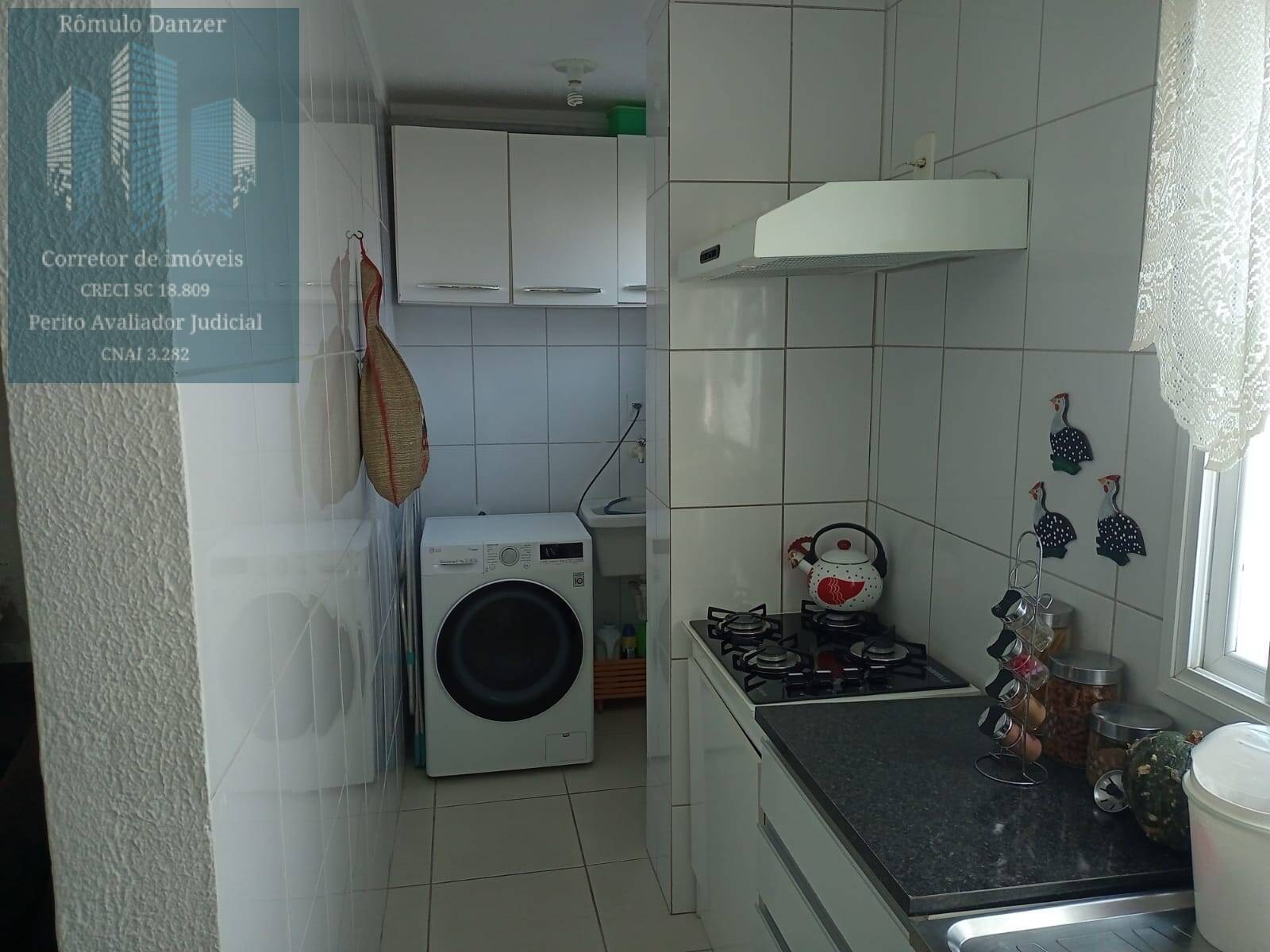 Apartamento à venda com 2 quartos, 62m² - Foto 5