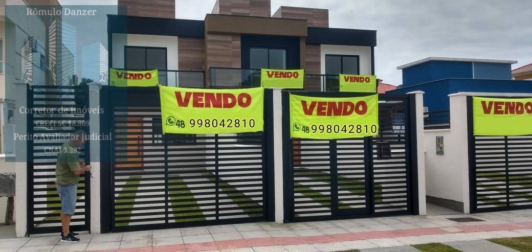 Casa à venda com 2 quartos, 107m² - Foto 1