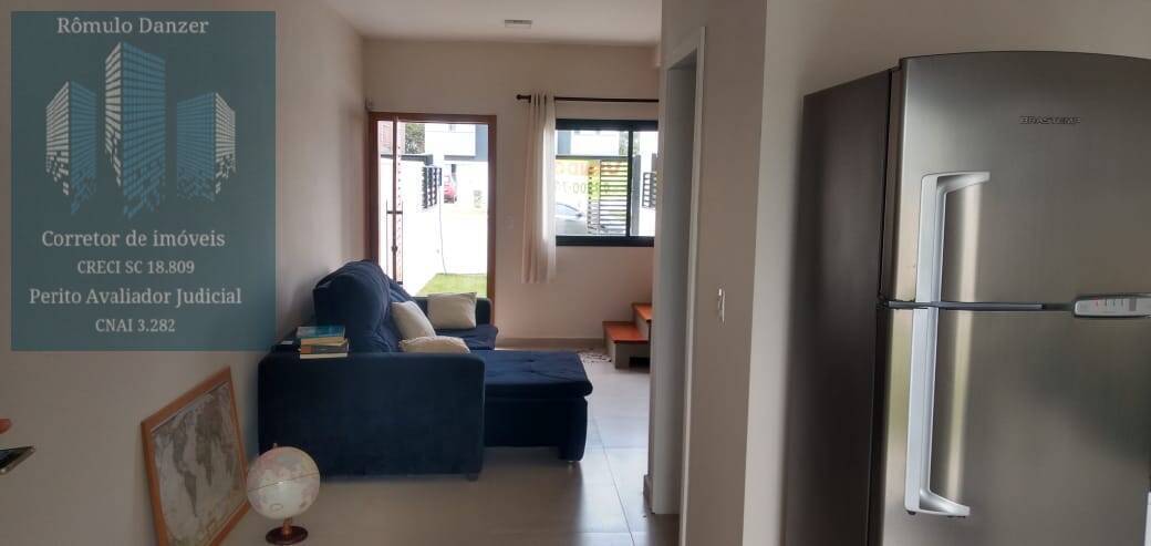 Casa à venda com 2 quartos, 108m² - Foto 4