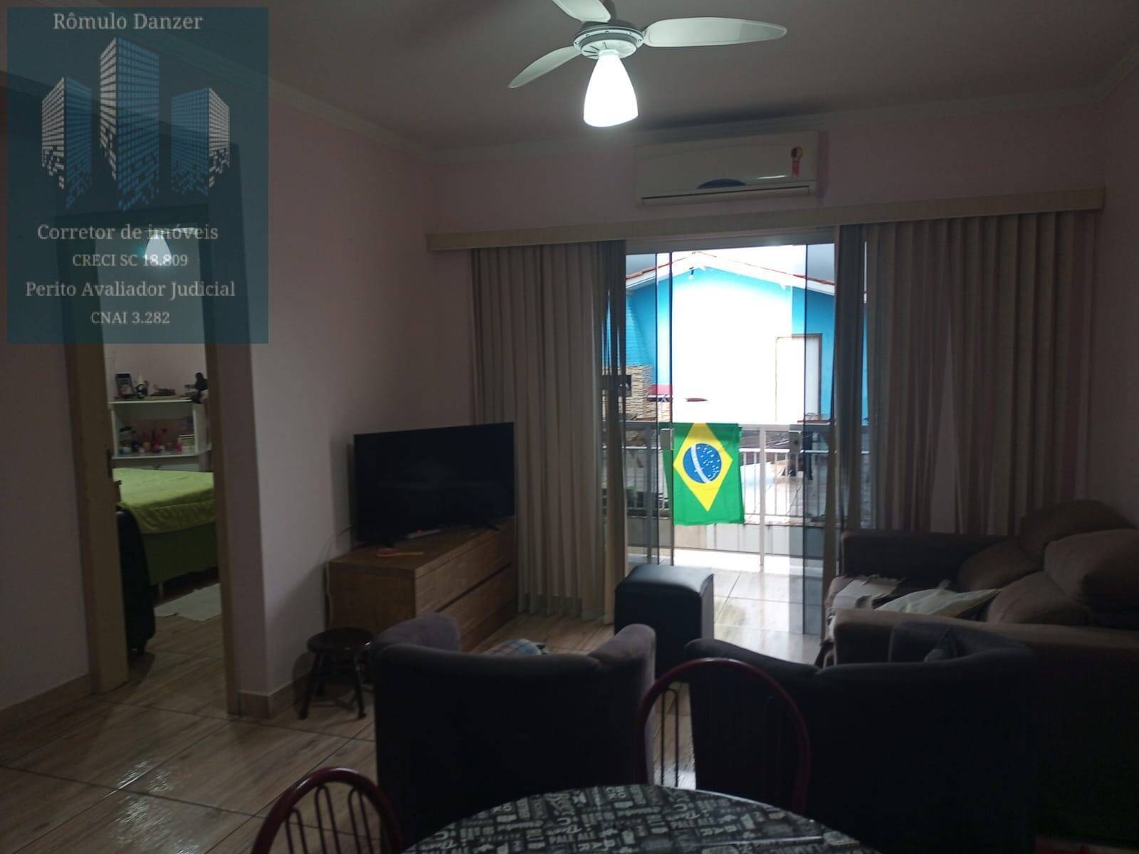 Apartamento à venda com 2 quartos, 76m² - Foto 12