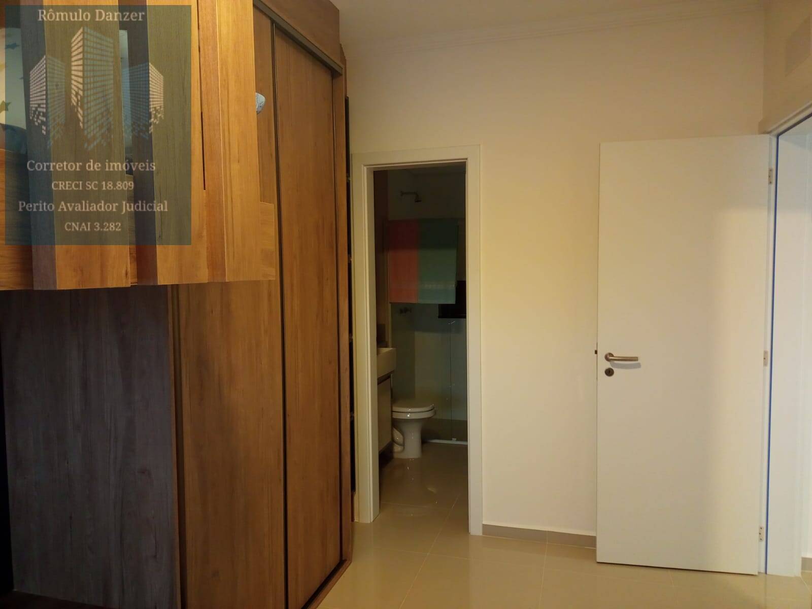 Apartamento à venda com 3 quartos, 94330m² - Foto 21