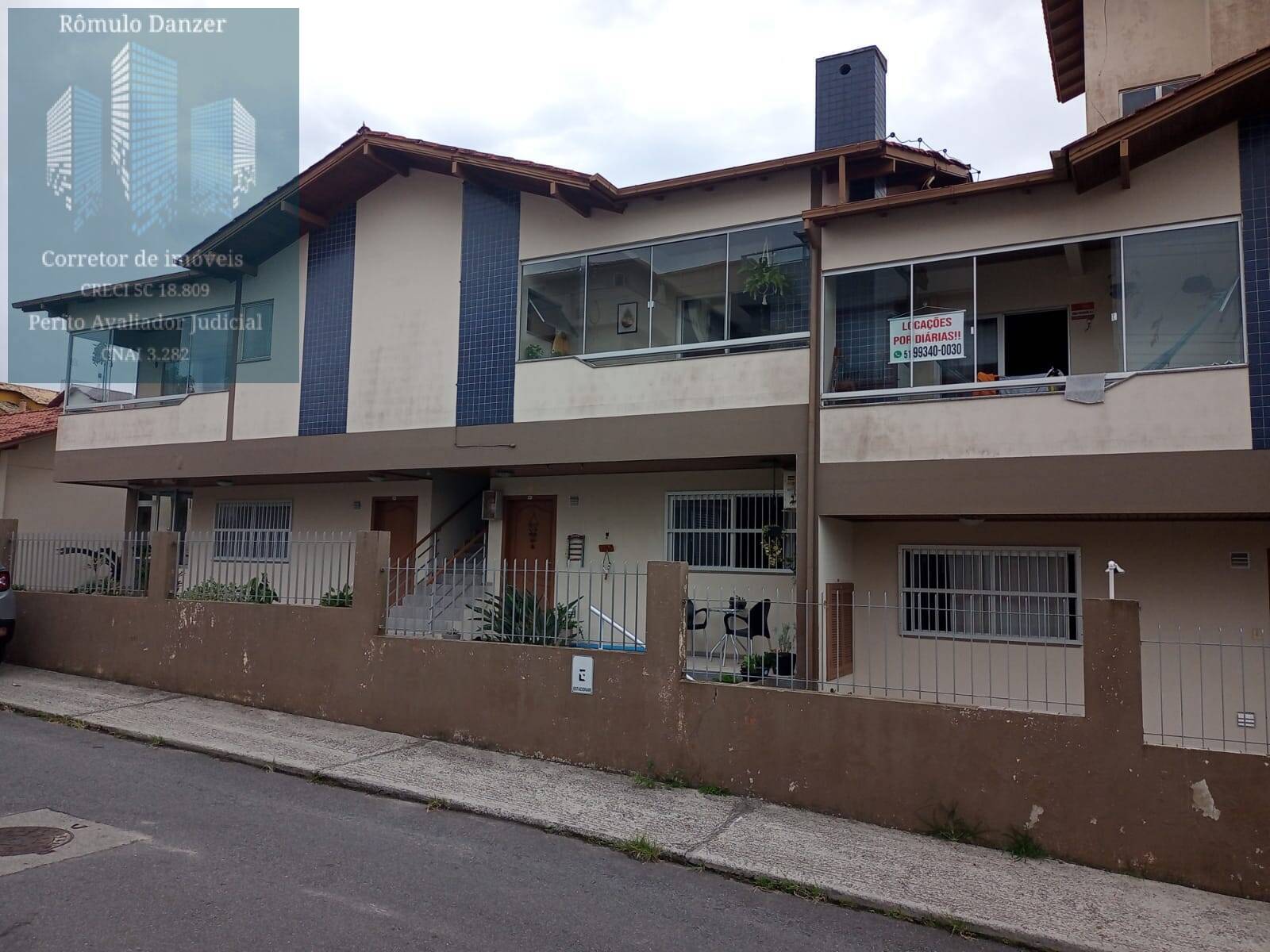 Apartamento à venda com 2 quartos, 67m² - Foto 2