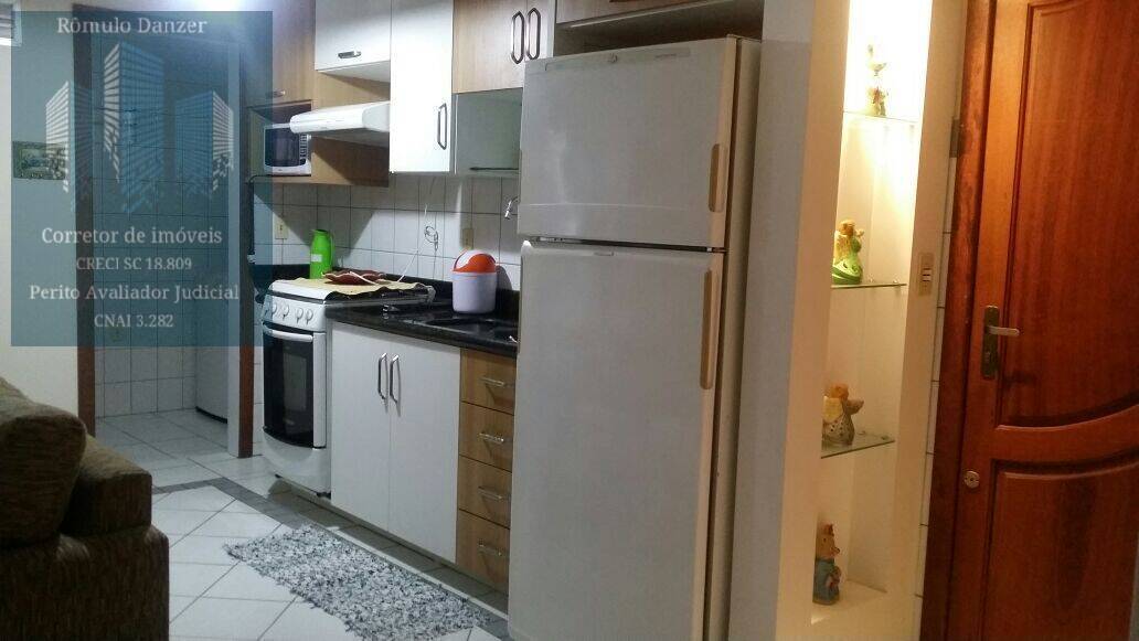 Apartamento à venda com 2 quartos, 67m² - Foto 18