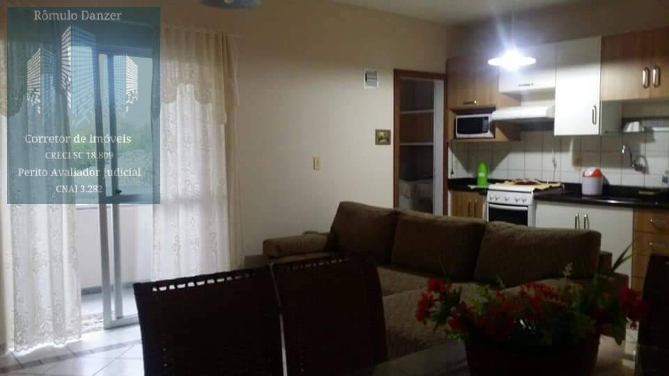 Apartamento à venda com 2 quartos, 67m² - Foto 6