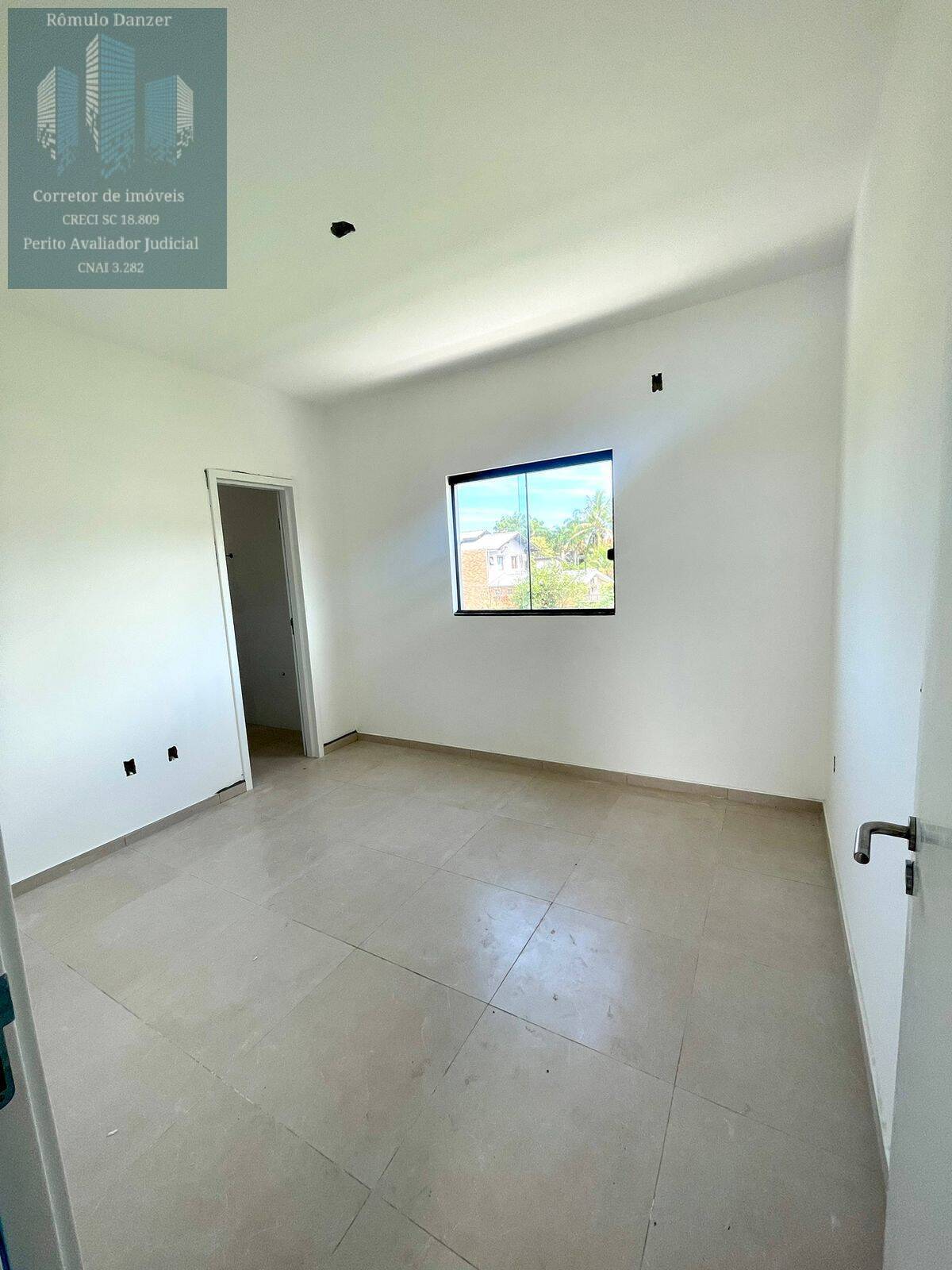 Casa à venda com 3 quartos, 123m² - Foto 13