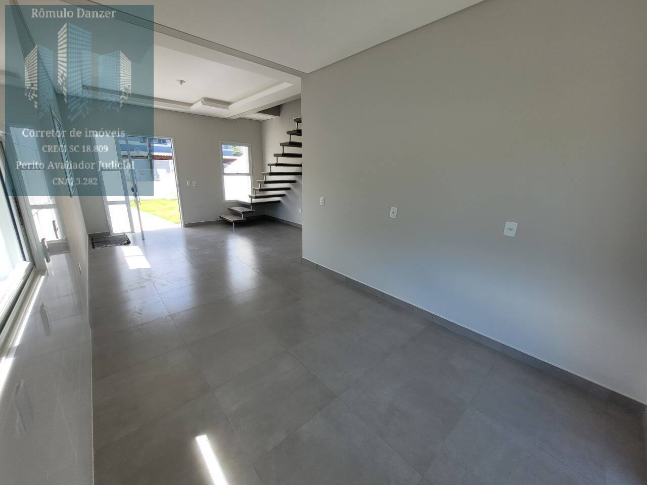 Casa à venda com 2 quartos, 80m² - Foto 27