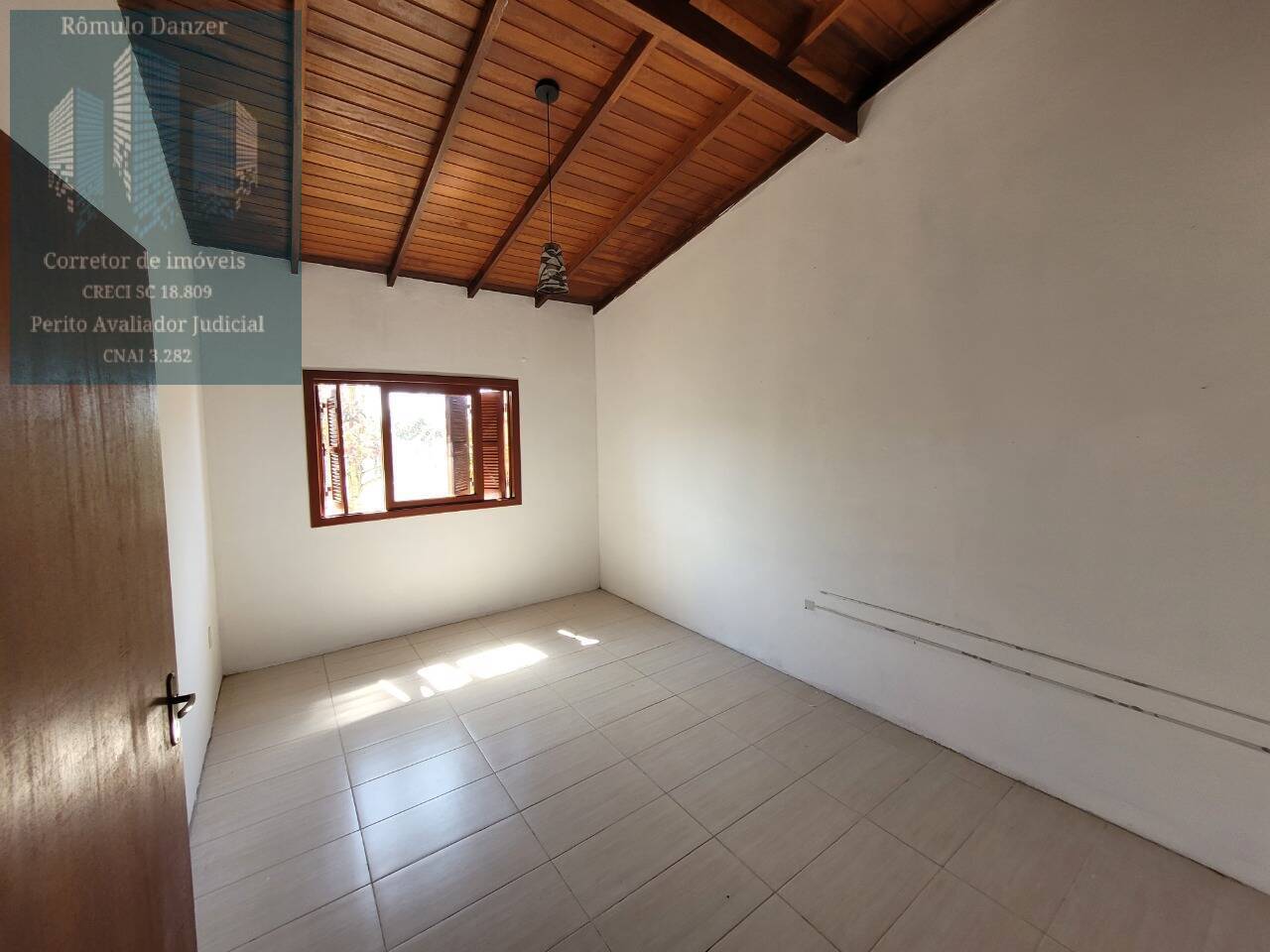 Casa à venda com 3 quartos, 120m² - Foto 16