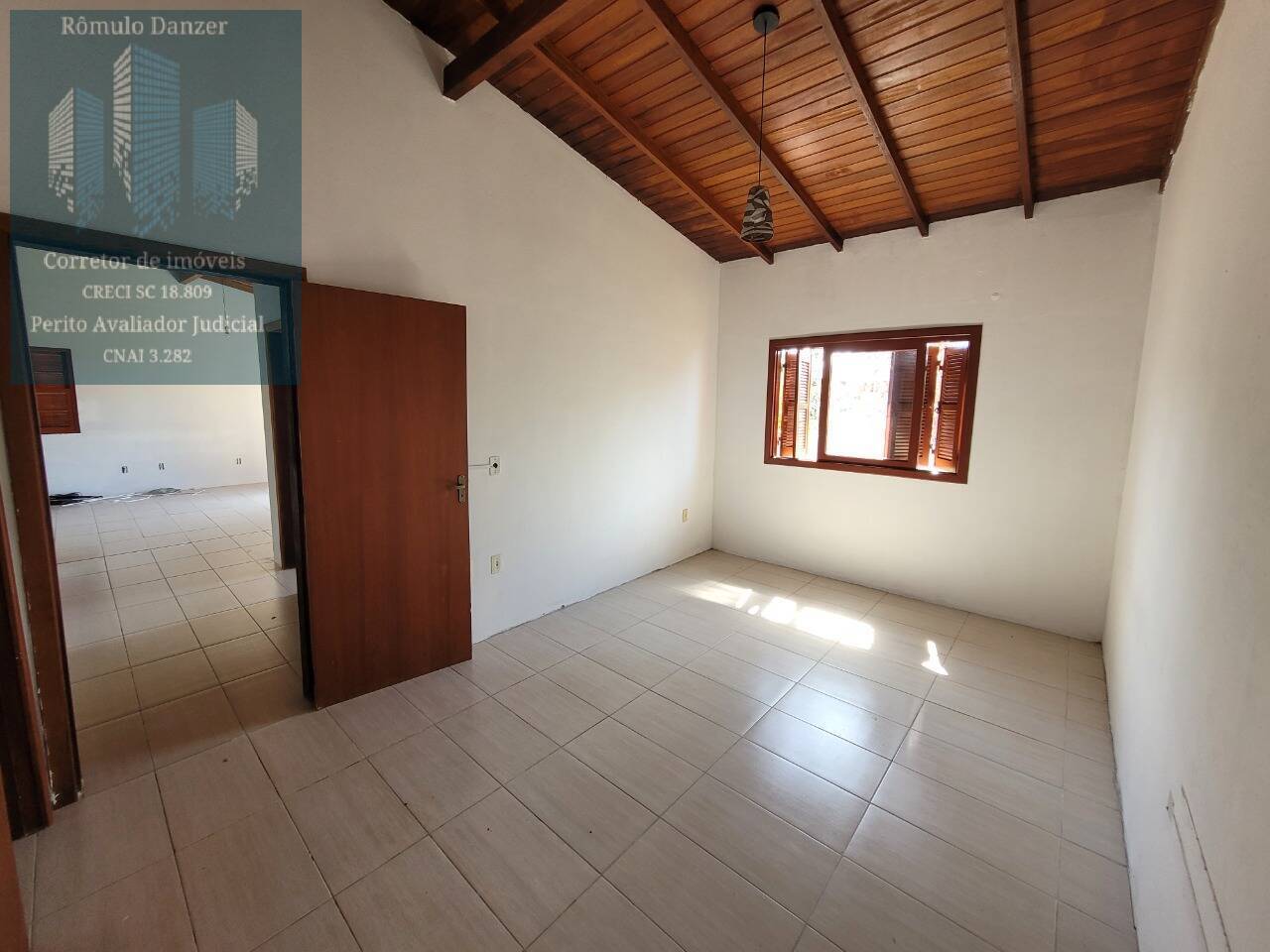 Casa à venda com 3 quartos, 120m² - Foto 14