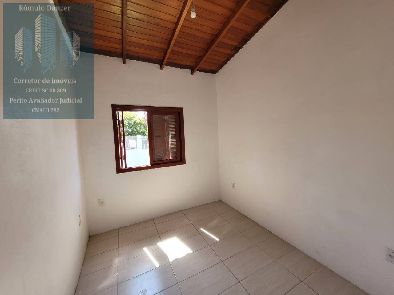 Casa à venda com 3 quartos, 120m² - Foto 26