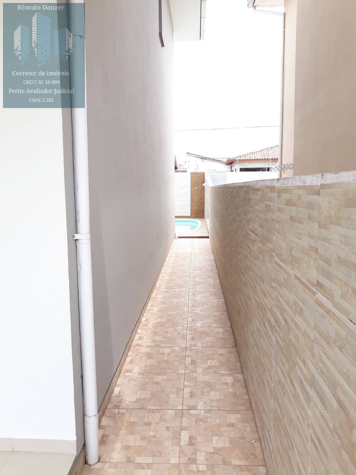 Casa à venda com 3 quartos, 200m² - Foto 8