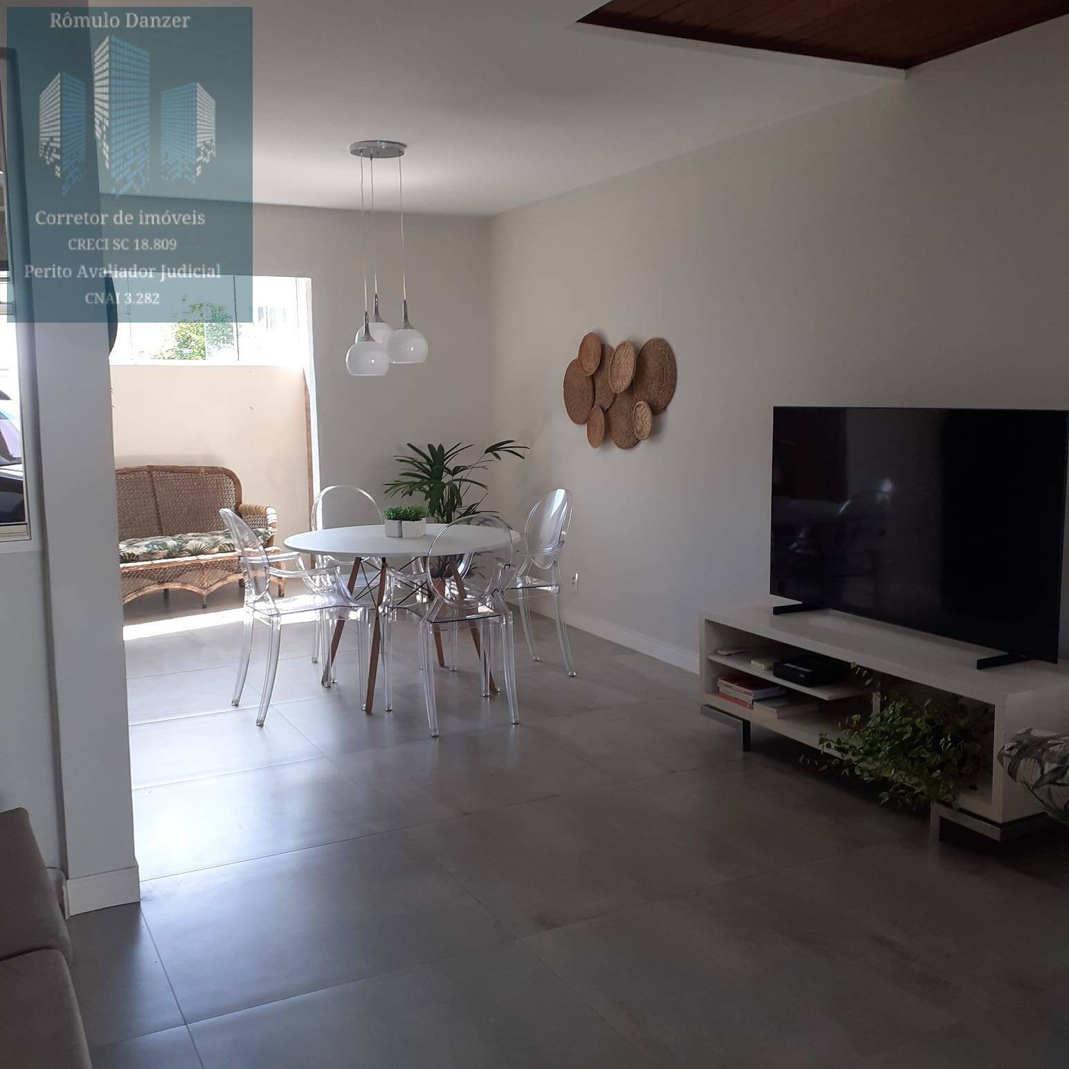 Casa à venda com 2 quartos, 110m² - Foto 5