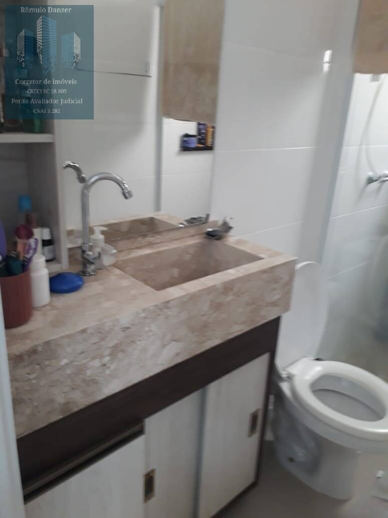 Apartamento à venda com 3 quartos - Foto 7