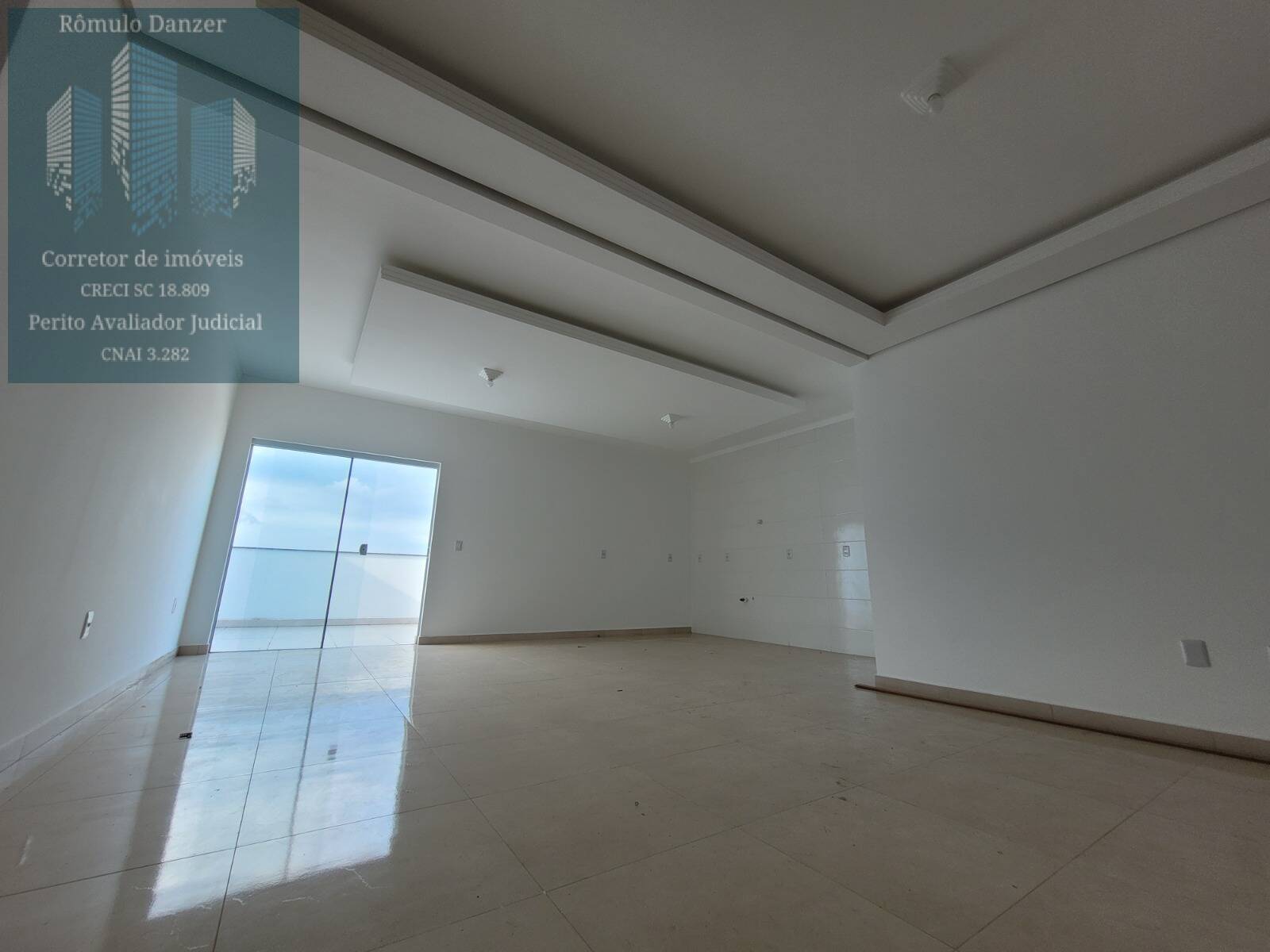 Apartamento à venda com 3 quartos, 105m² - Foto 12