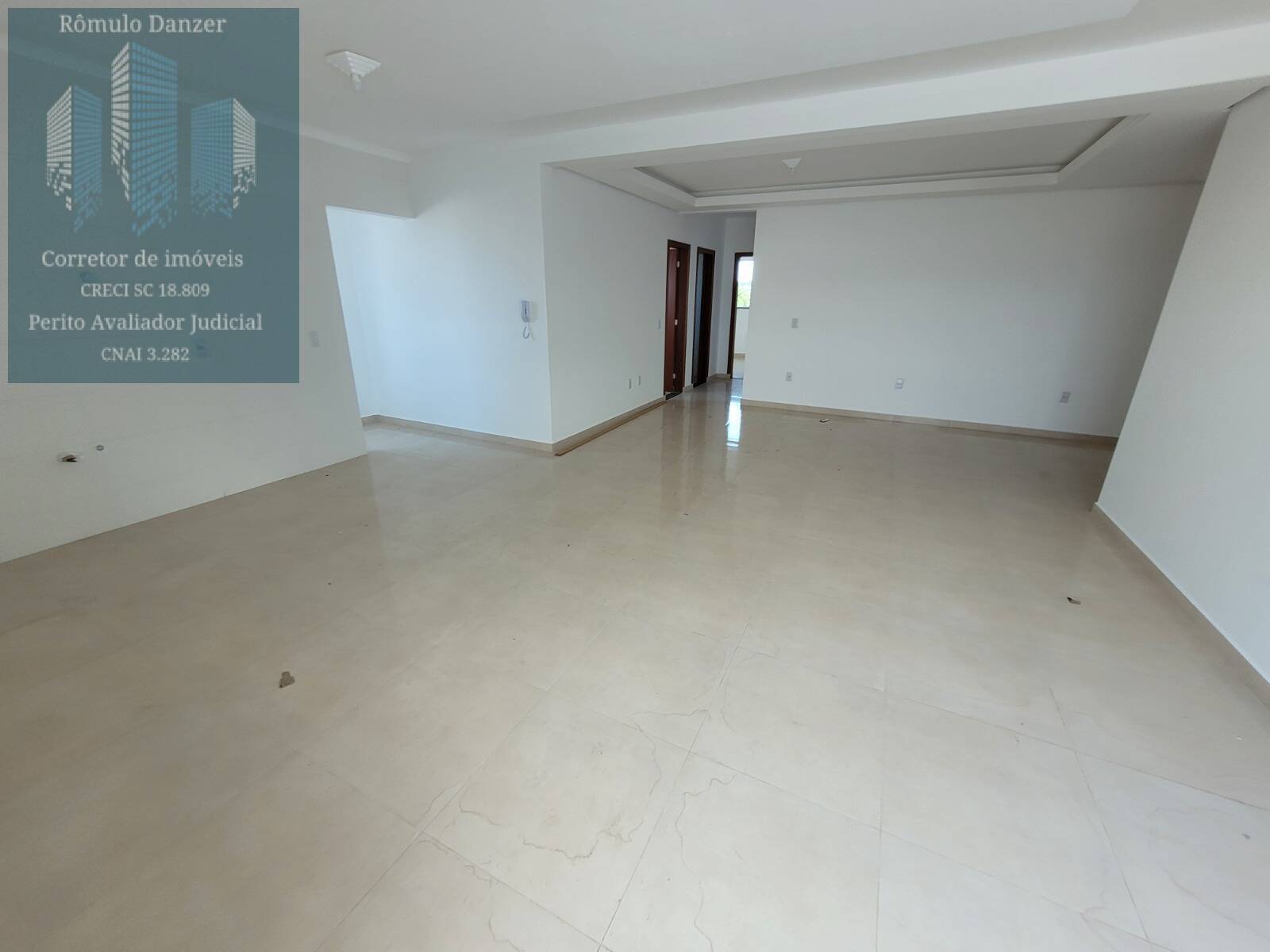 Apartamento à venda com 3 quartos, 105m² - Foto 13