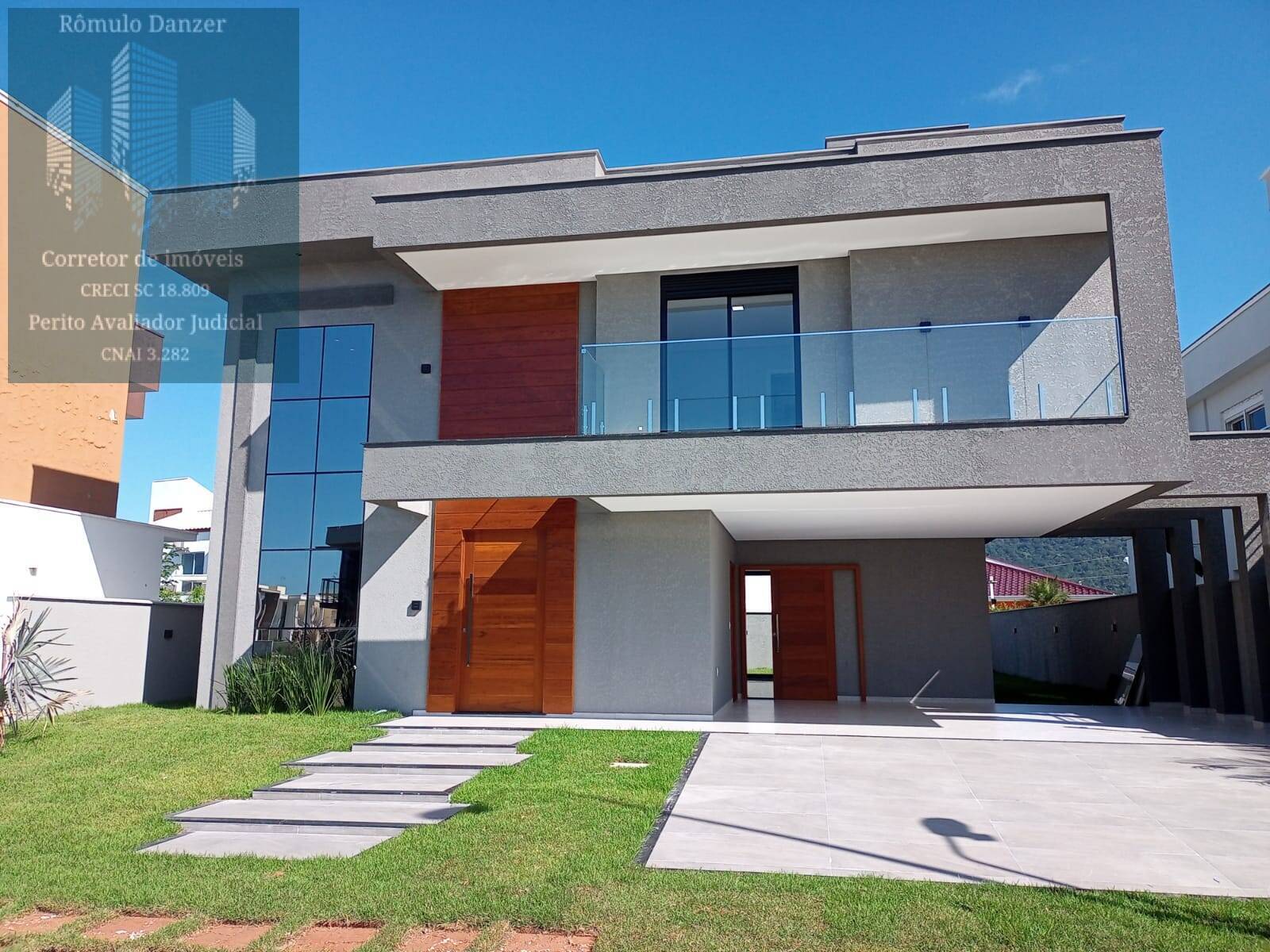 Casa à venda com 4 quartos, 235m² - Foto 4