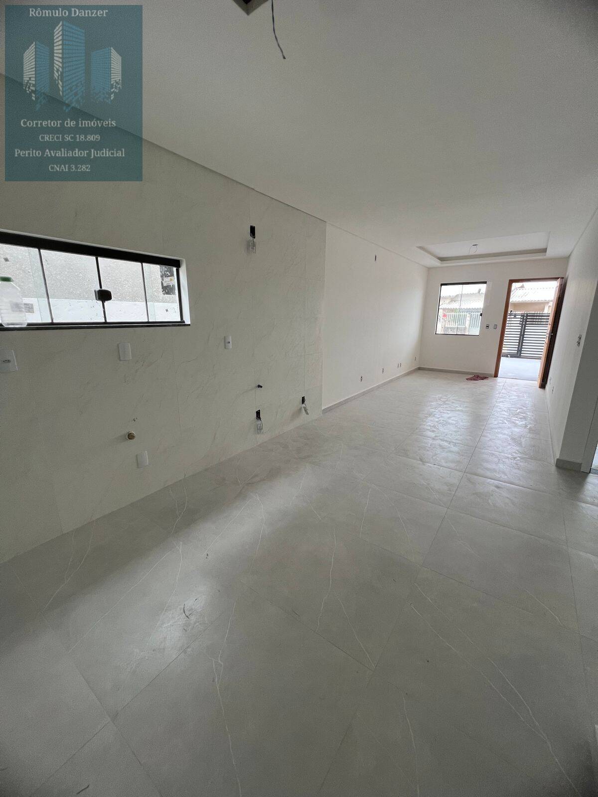 Casa à venda com 3 quartos, 112m² - Foto 5