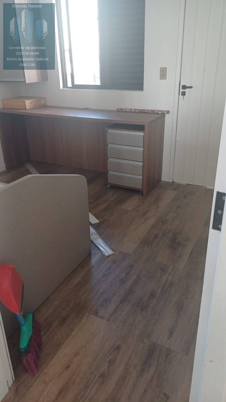 Apartamento à venda com 3 quartos, 101m² - Foto 22