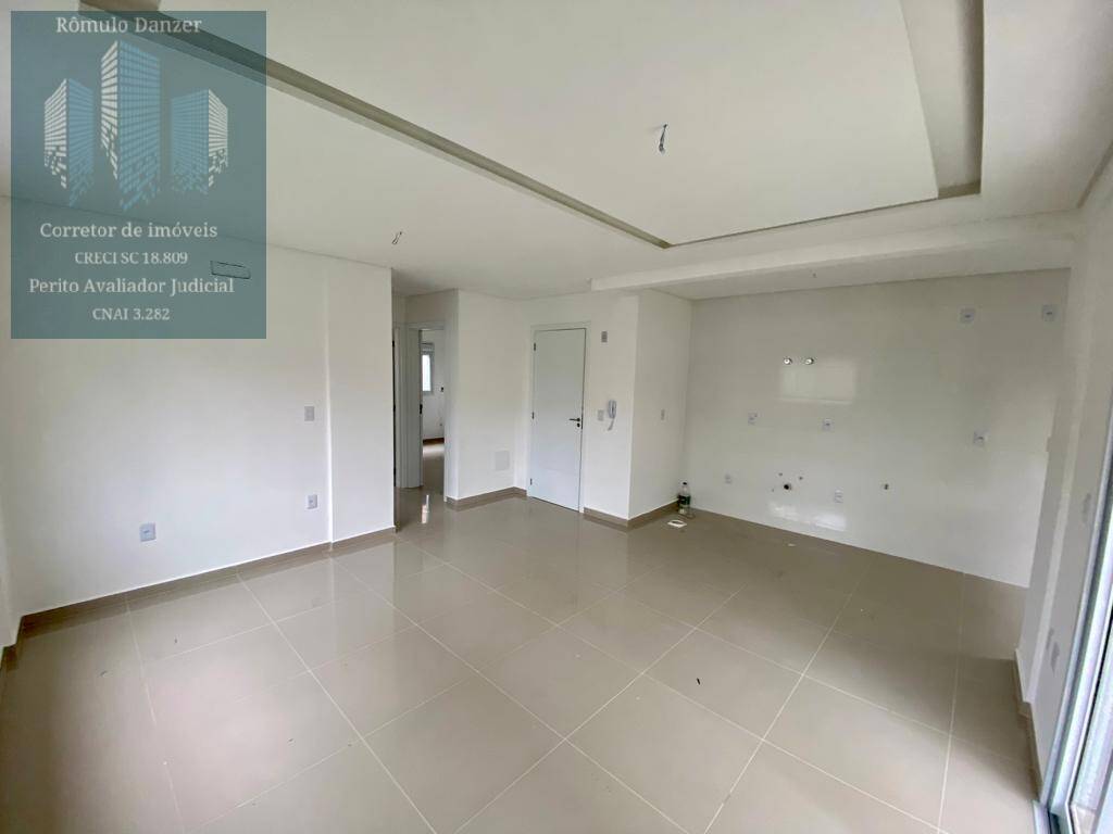 Apartamento à venda com 2 quartos, 65m² - Foto 3