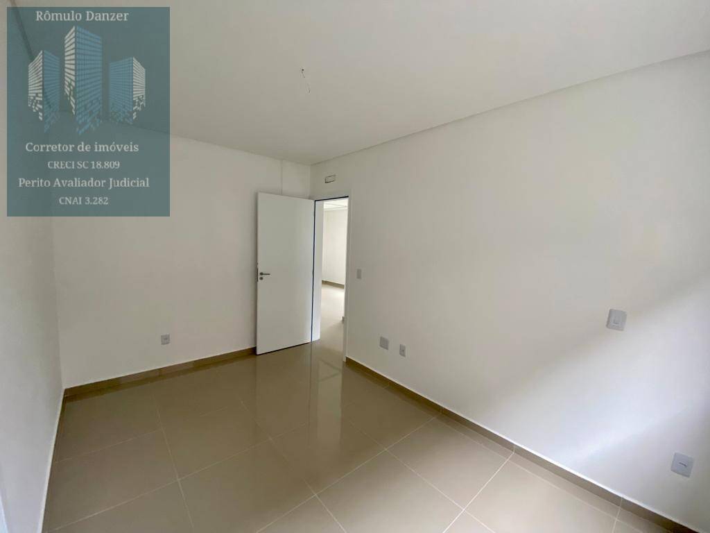 Apartamento à venda com 2 quartos, 65m² - Foto 7