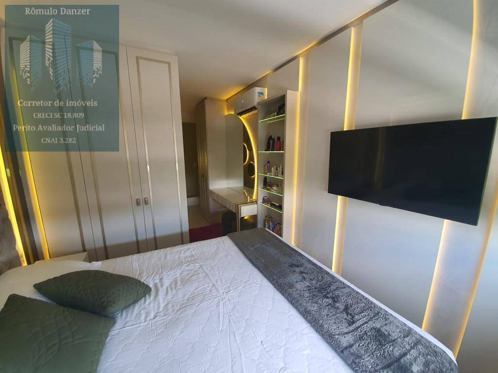 Apartamento à venda com 2 quartos, 79m² - Foto 2