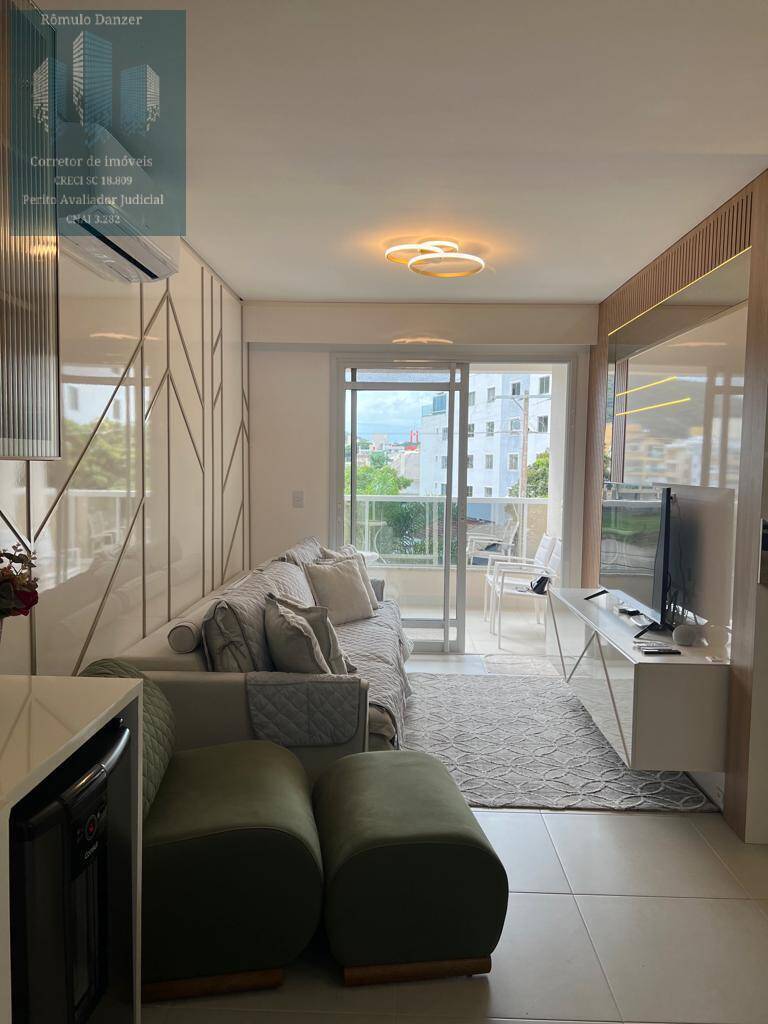 Apartamento à venda com 2 quartos, 79m² - Foto 19