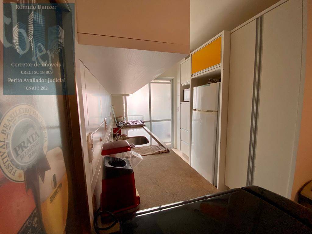 Apartamento à venda com 3 quartos, 109m² - Foto 17