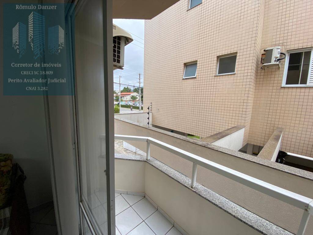 Apartamento à venda com 2 quartos, 62m² - Foto 5