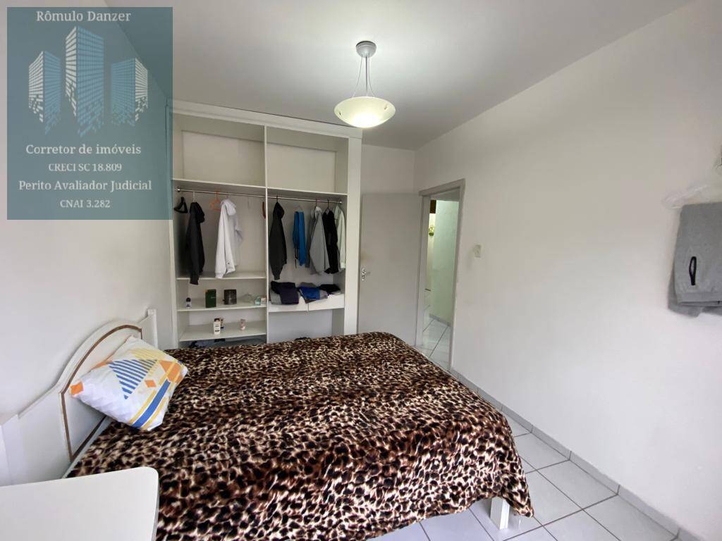 Apartamento à venda com 2 quartos, 62m² - Foto 7