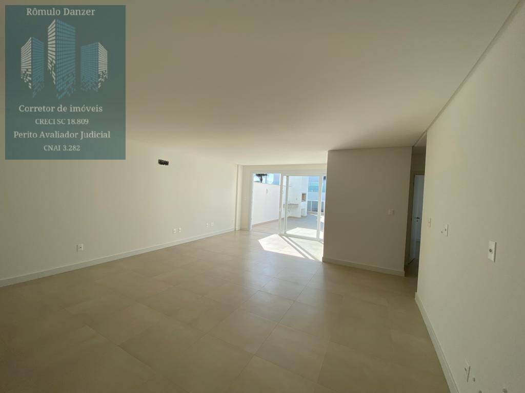 Apartamento à venda com 3 quartos, 211m² - Foto 21