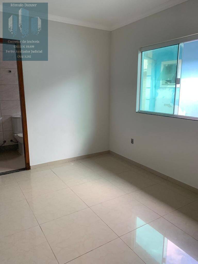 Casa à venda com 3 quartos, 110m² - Foto 13