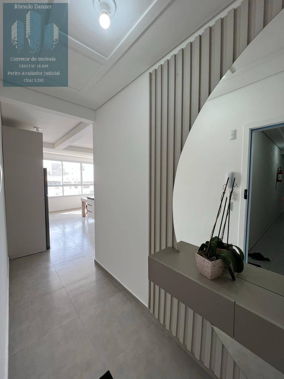 Apartamento à venda com 2 quartos, 76m² - Foto 9