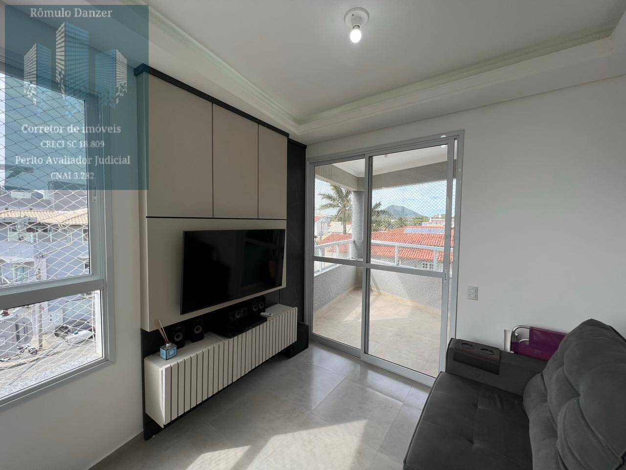 Apartamento à venda com 2 quartos, 76m² - Foto 15