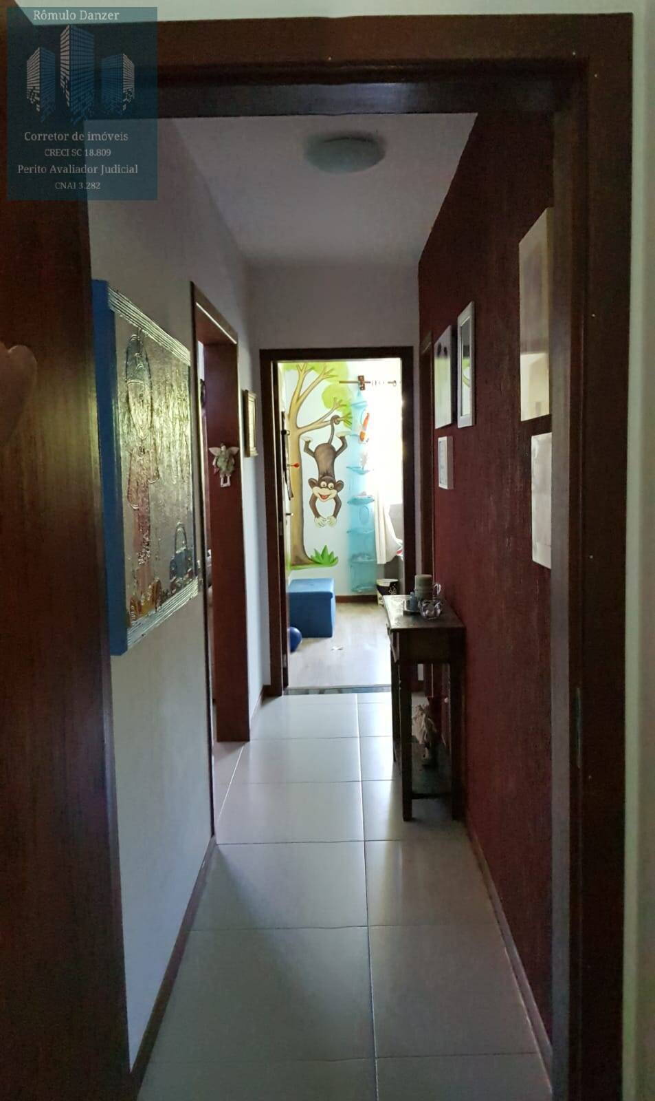 Casa à venda com 3 quartos, 155m² - Foto 2