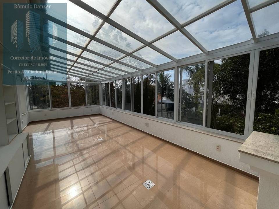 Casa à venda com 4 quartos, 365m² - Foto 18