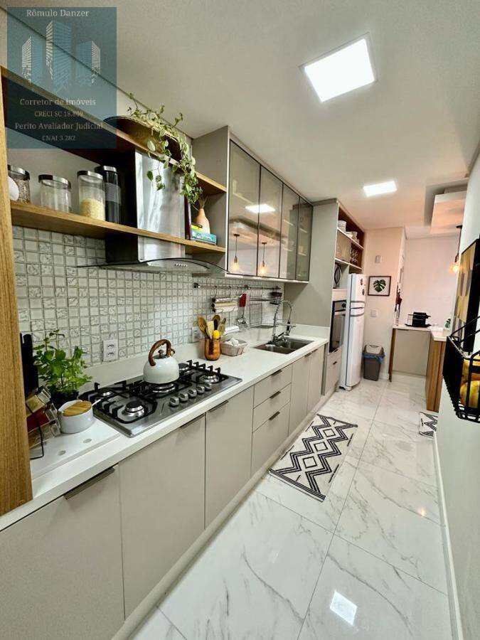 Apartamento à venda com 3 quartos, 146m² - Foto 8