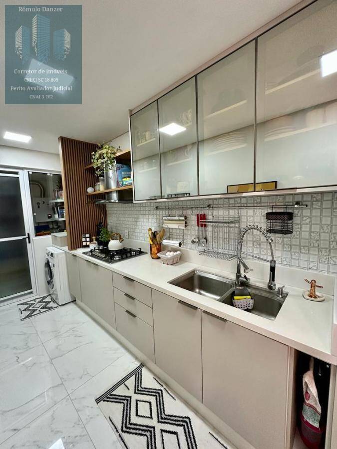 Apartamento à venda com 3 quartos, 146m² - Foto 9