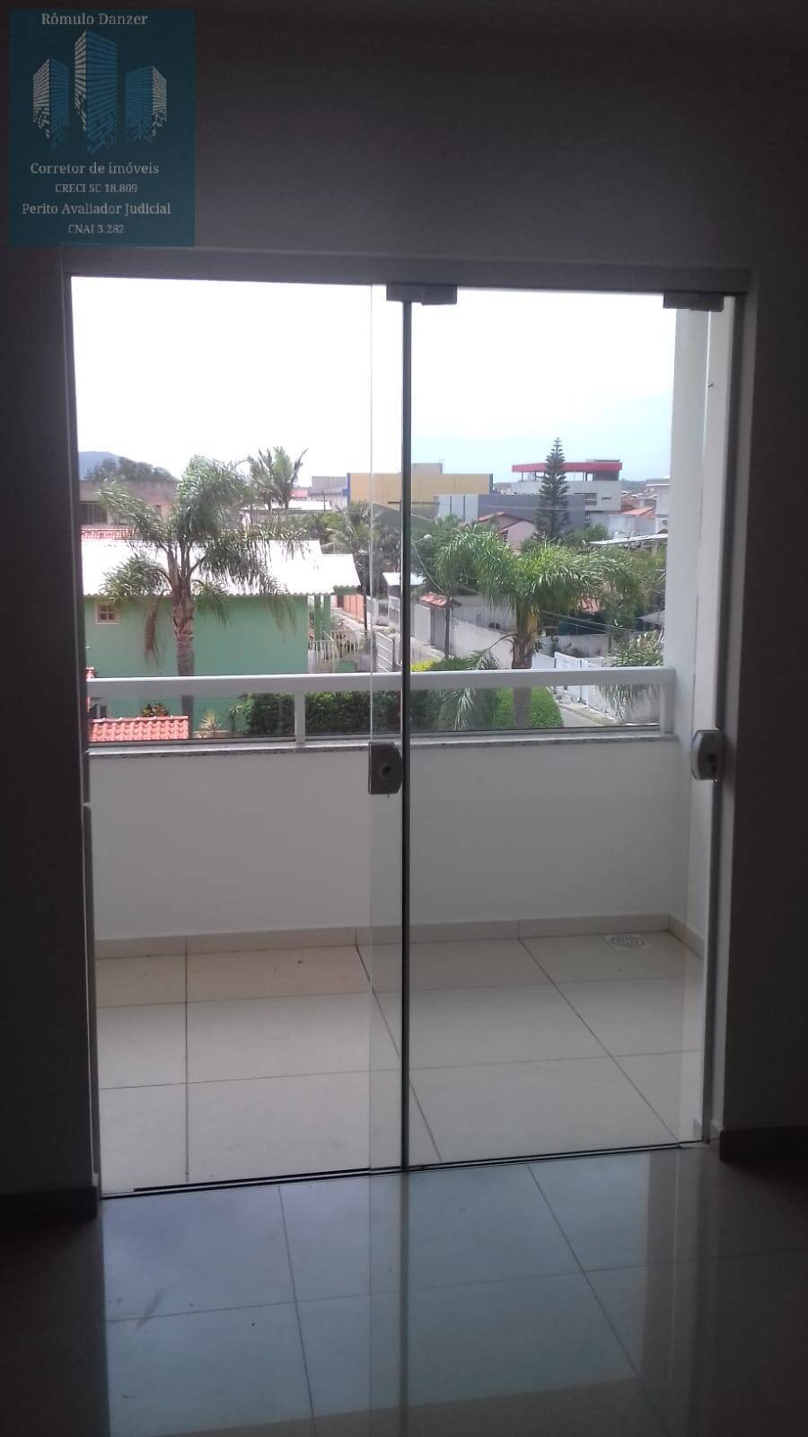 Apartamento à venda com 2 quartos, 70m² - Foto 18