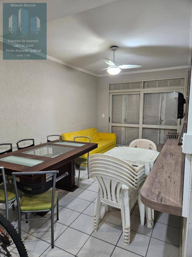 Apartamento à venda com 3 quartos, 150m² - Foto 1