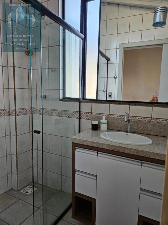 Apartamento à venda com 3 quartos, 150m² - Foto 5