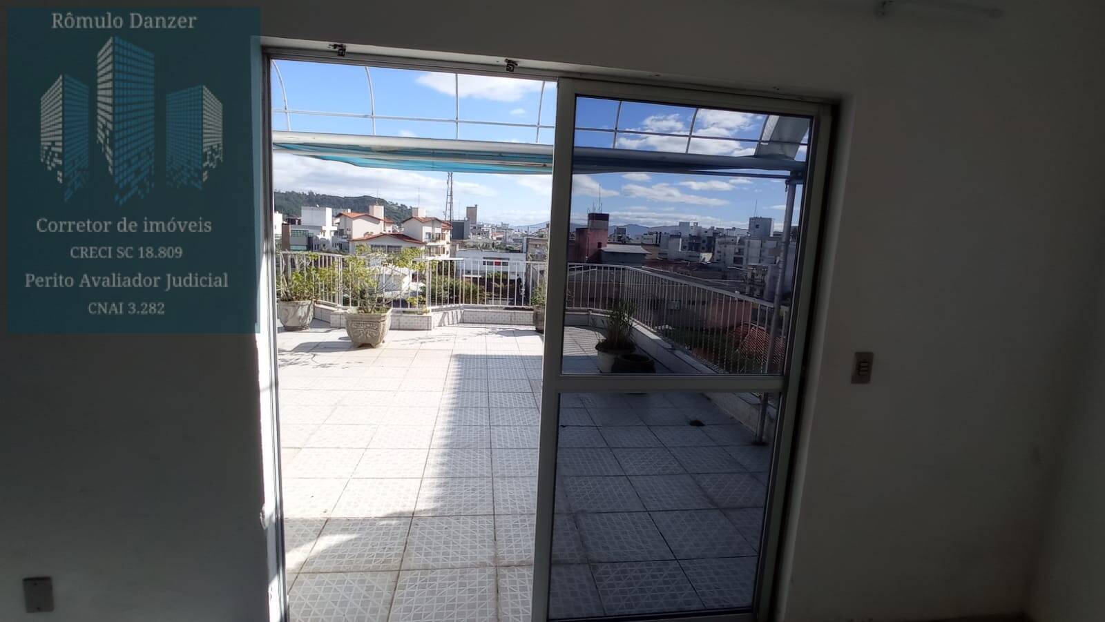 Apartamento à venda com 3 quartos, 170m² - Foto 7