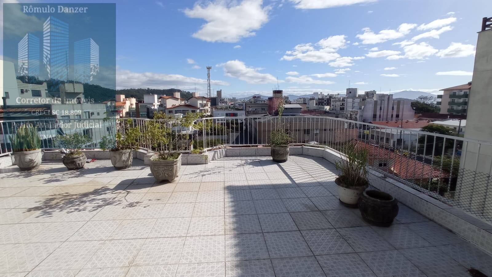 Apartamento à venda com 3 quartos, 170m² - Foto 5